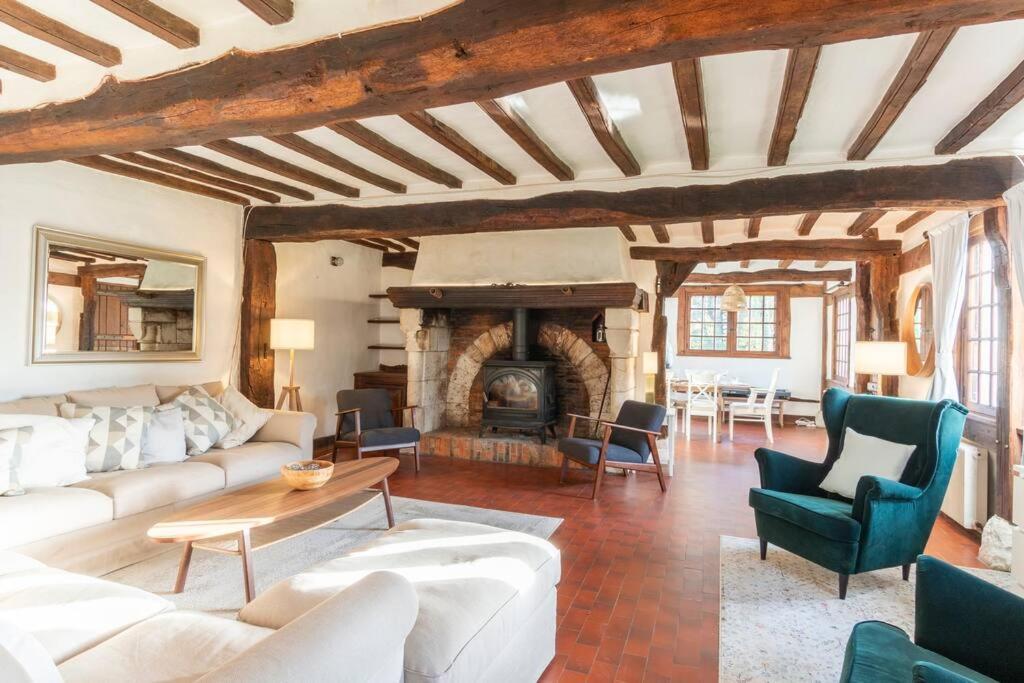 Dream 6-Bedroom Villa With Private Tennis Court Le Tilleul エクステリア 写真