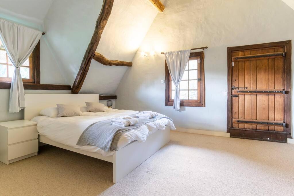 Dream 6-Bedroom Villa With Private Tennis Court Le Tilleul エクステリア 写真